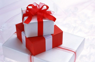 Đi tân gia nên tặng quà gì? Bí quyết chọn quà tân gia ý nghĩa, độc đáo